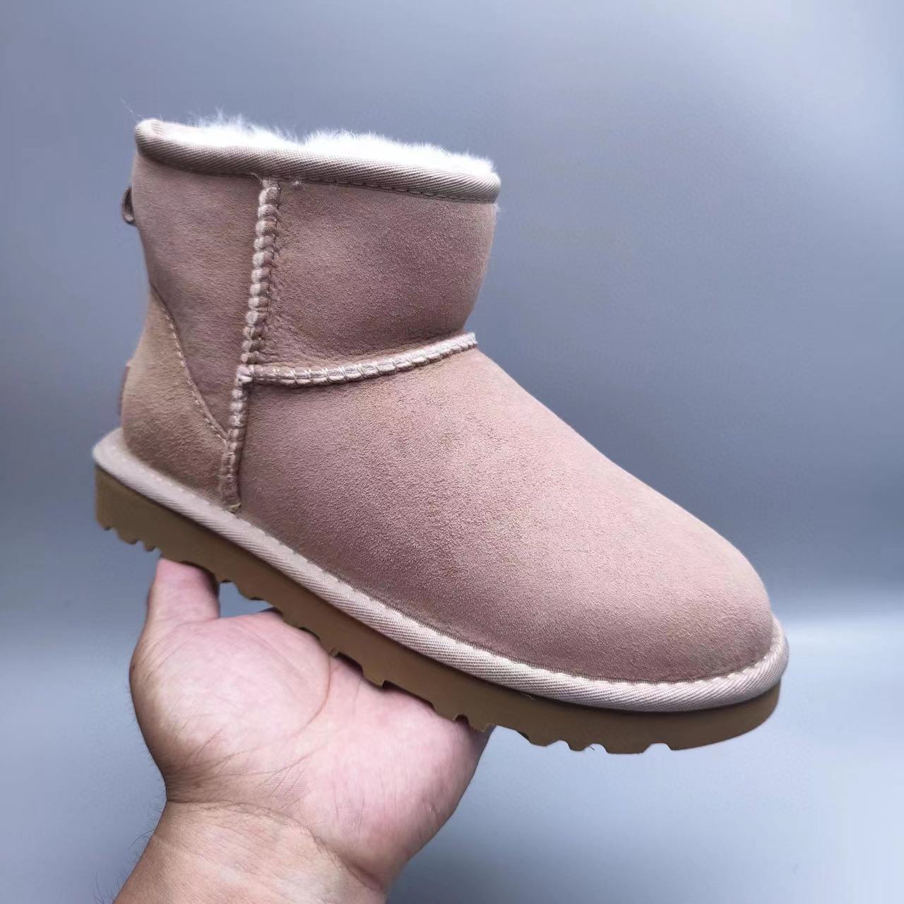 UGGS#4