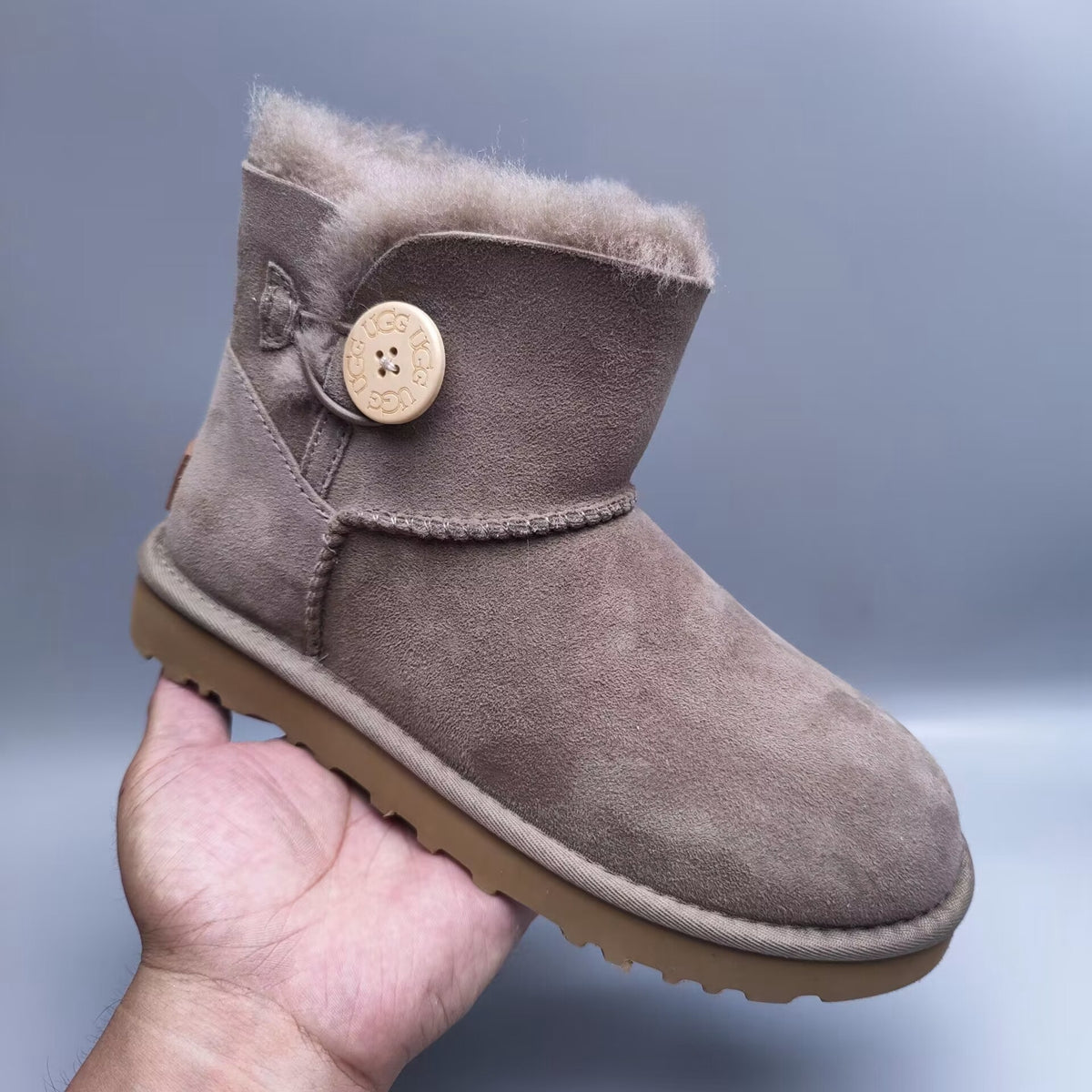 UGGS#6