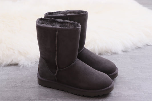 UGGS#13