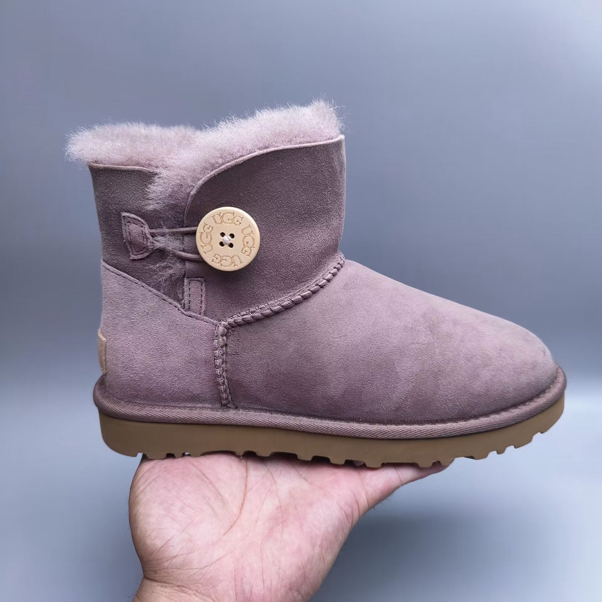 UGGS#8