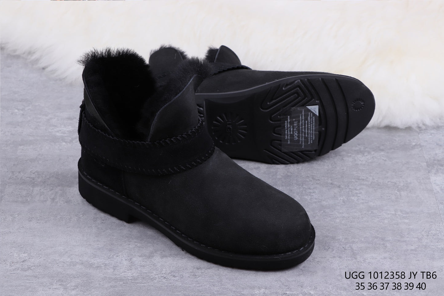 UGGS#17